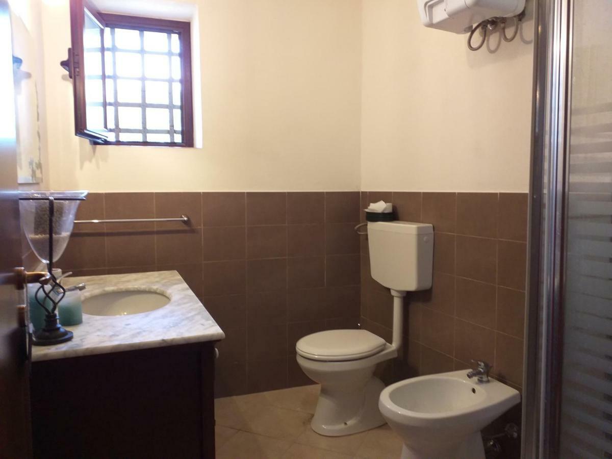 Gibbesi Country Farm Piccolo Cottage Naro Екстериор снимка