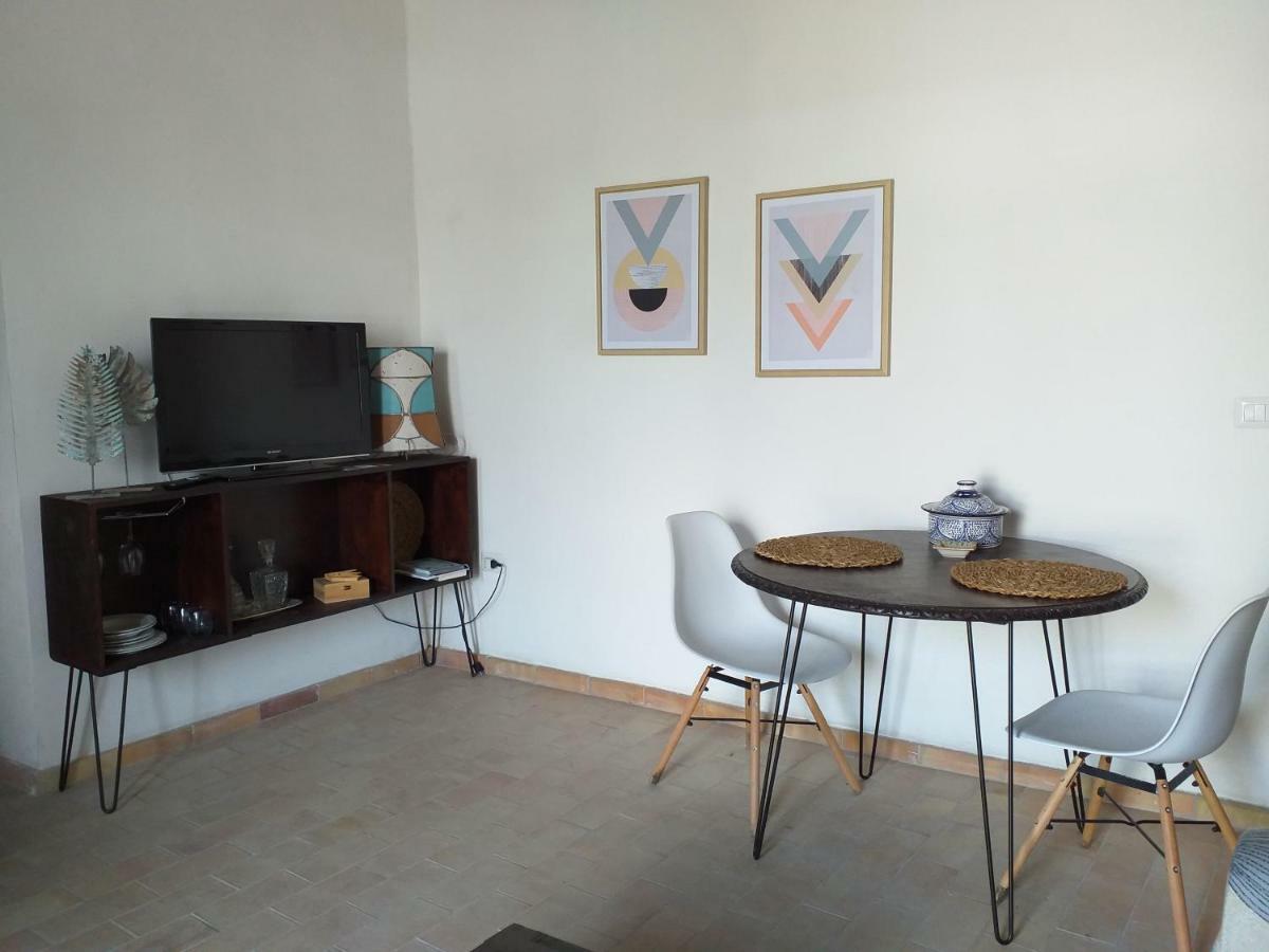 Gibbesi Country Farm Piccolo Cottage Naro Екстериор снимка